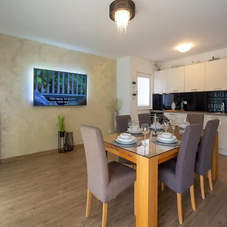 Aqua Apartmán *