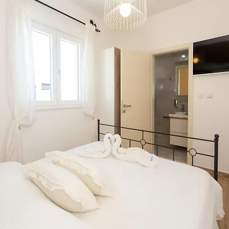 Aqua Apartament